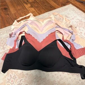 Set of 7 Comfelie Seamless Wireless Bra Size M